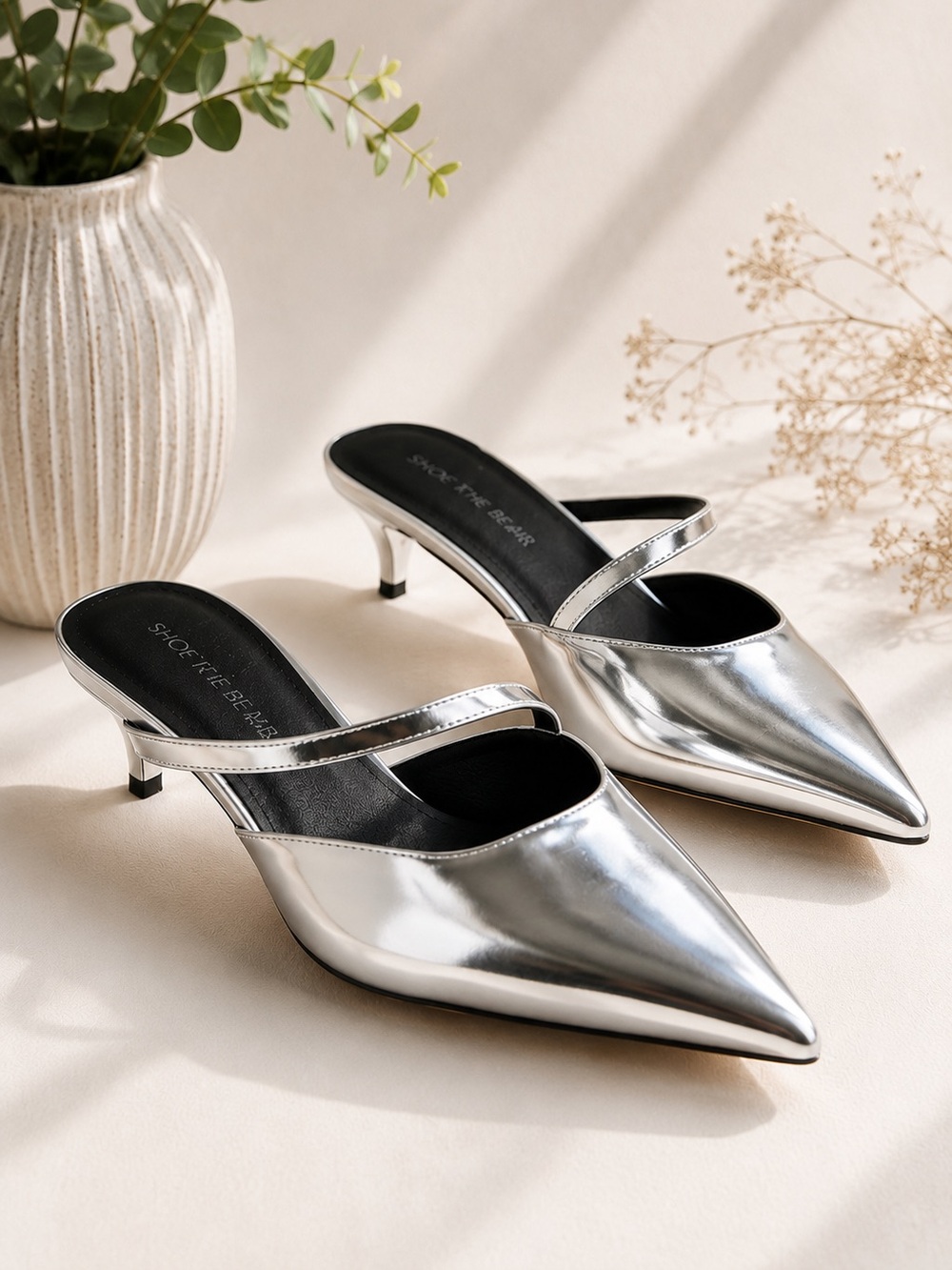 NIB Shoe The Bear Alberte Metallic Silver Leather Kitten Heels Size 6